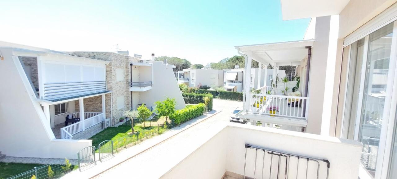 Reina Apartments_lura 3_gjiri Lalzit Appartement