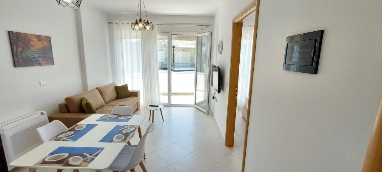 Reina Apartments_lura 3_gjiri Lalzit