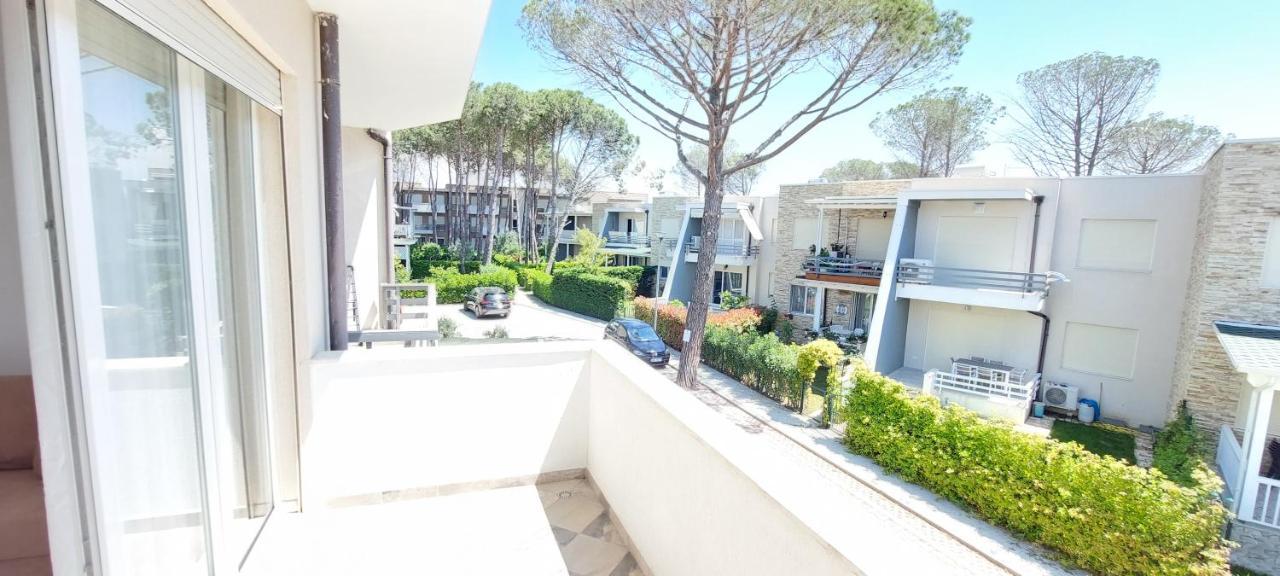 Reina Apartments_lura 3_gjiri Lalzit Appartement *